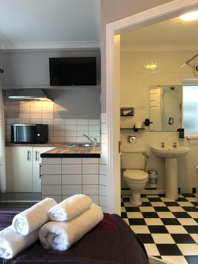 골웨이 Amber Hill B&B 외부 사진
